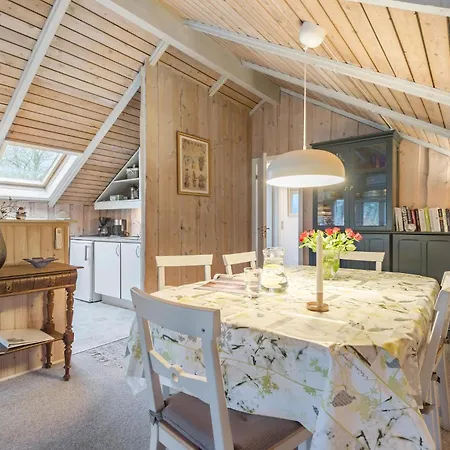 Hébergement de vacances Lovely In With Kitchen *