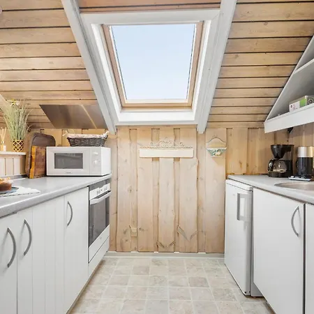 Hébergement de vacances Lovely In With Kitchen *